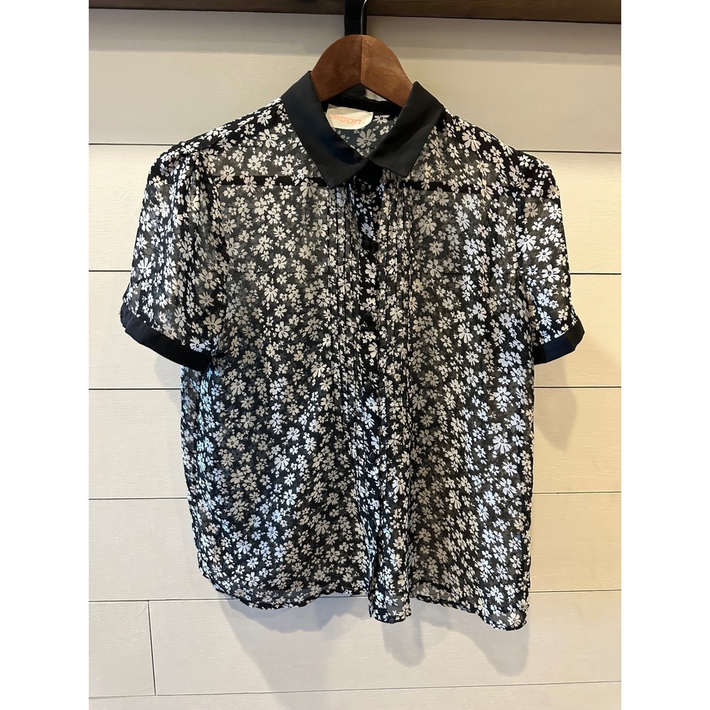 Moon Sheer Floral Button Up Blouse Black White Daisy Pintuck Short Sleeve Small